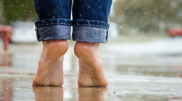 Humedad en los pies: el problema del invierno 🌧️